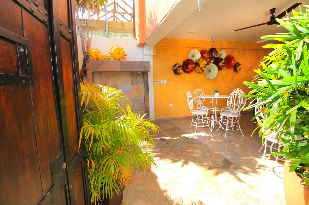 Papagayo Hotel Boutique Playa del Carmen